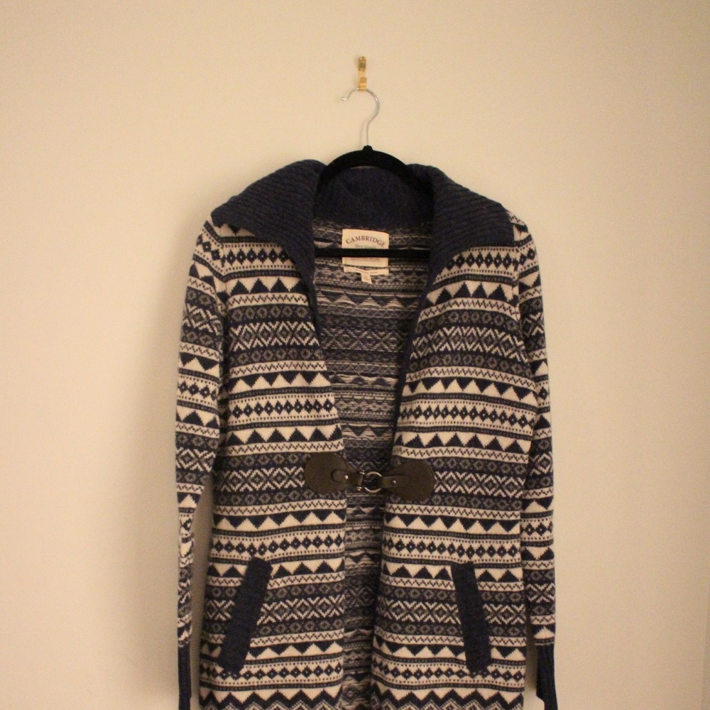 Blue and White Patterned Long Sweater